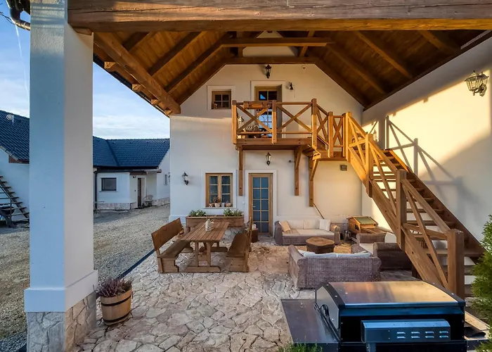 Deer Apartment Lipi